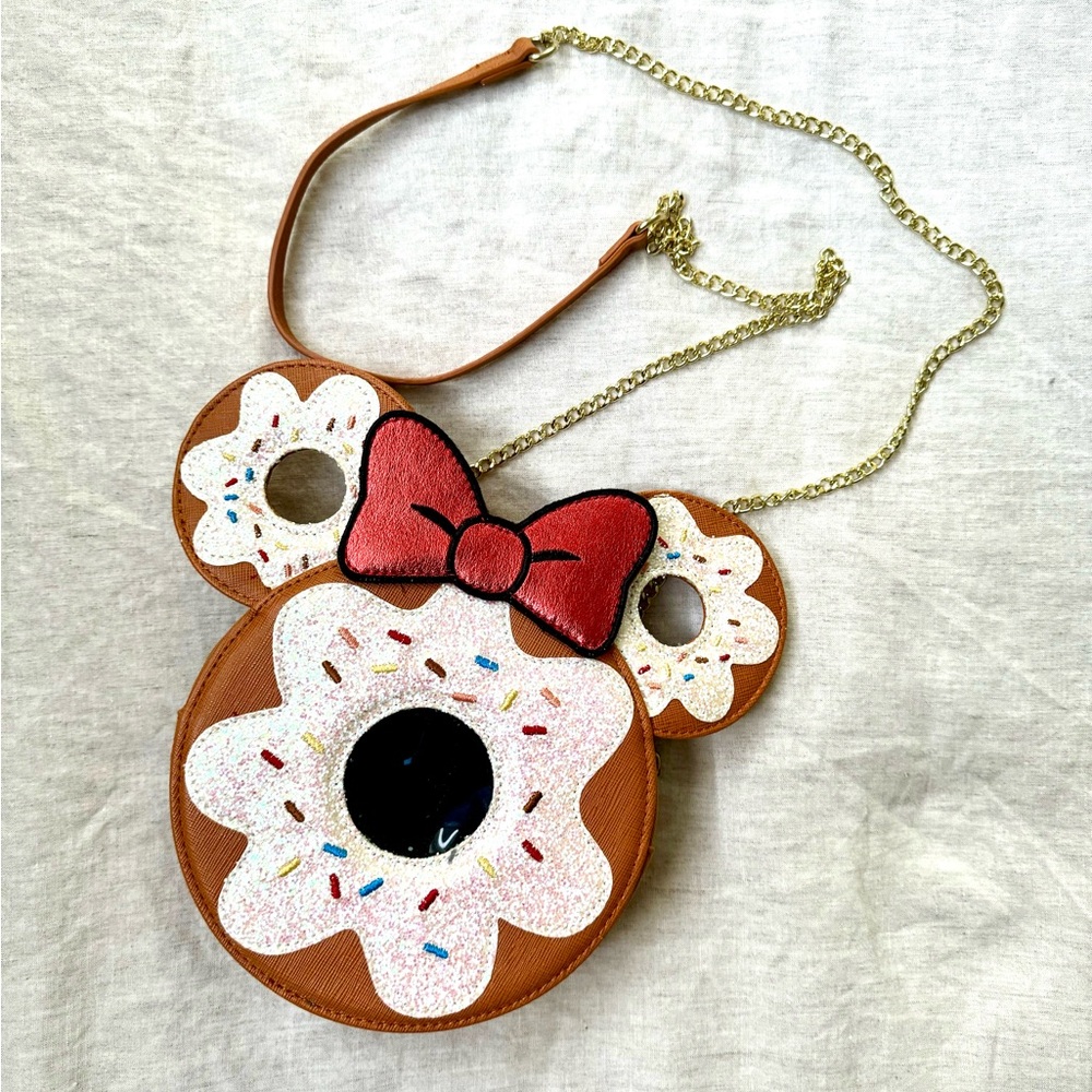 Disney Minnie Donut Purse NWOT